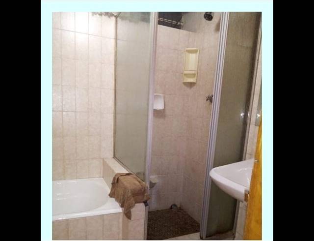 1 bed property to rent in MONDEOR
